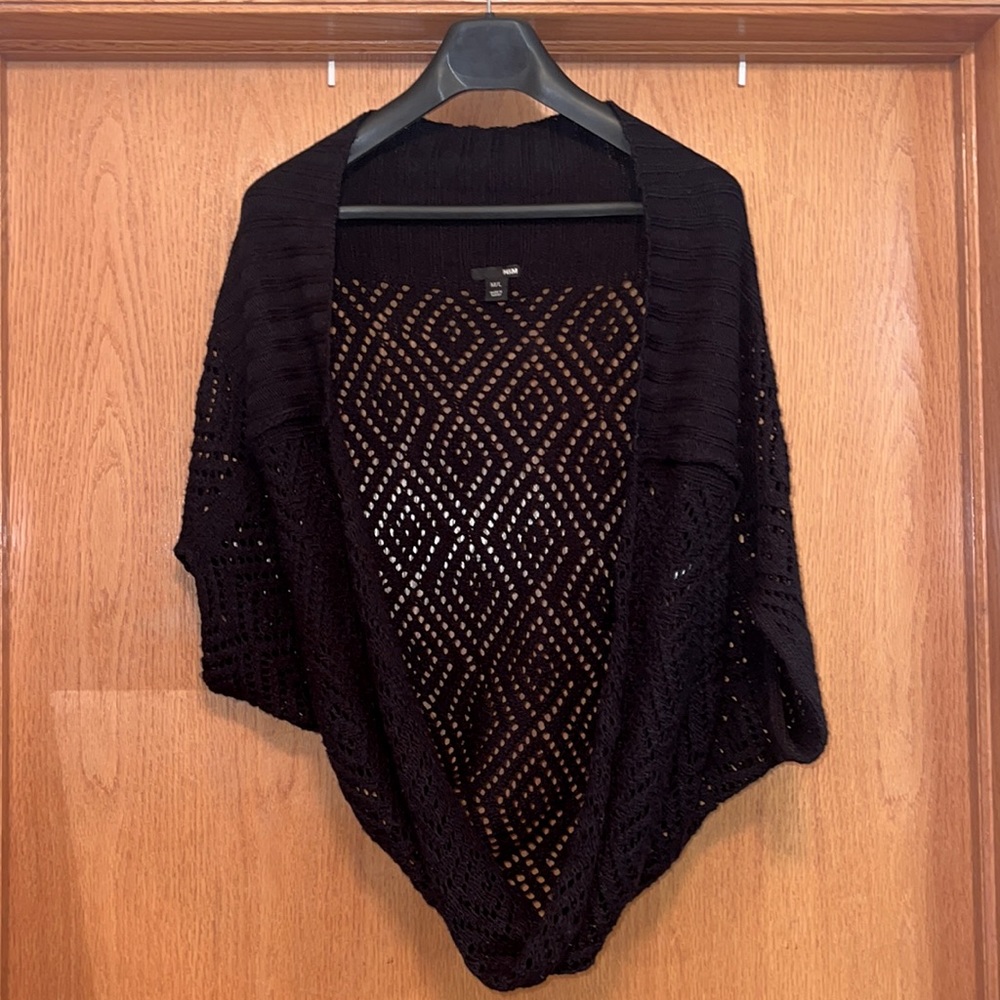 H&M knitted black cape